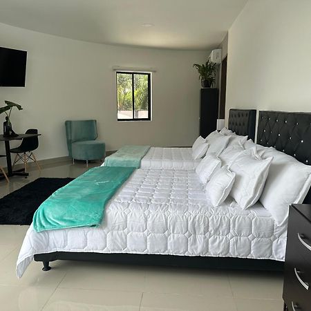Hotel Boutique Ciudad Jardin Cali Bagian luar foto