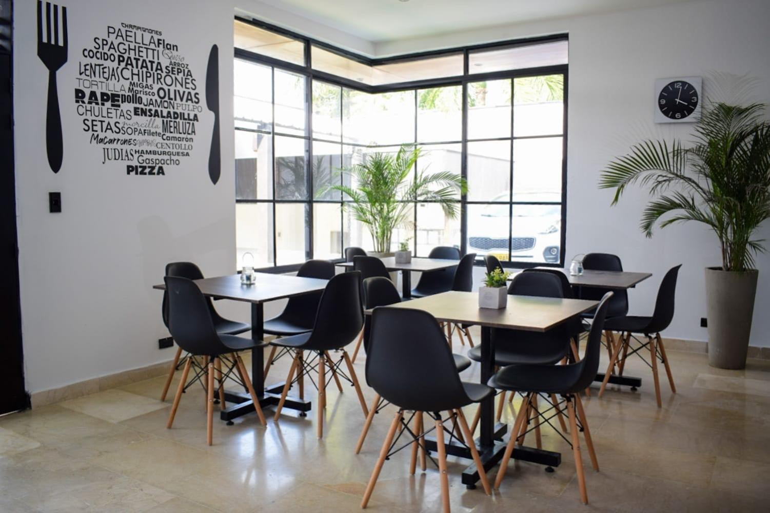 Hotel Boutique Ciudad Jardin Cali Bagian luar foto